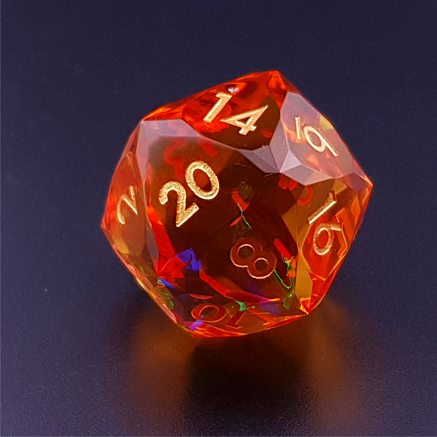 Molten Prism | 30mm D20 | Diamond Cut Sharp Edge