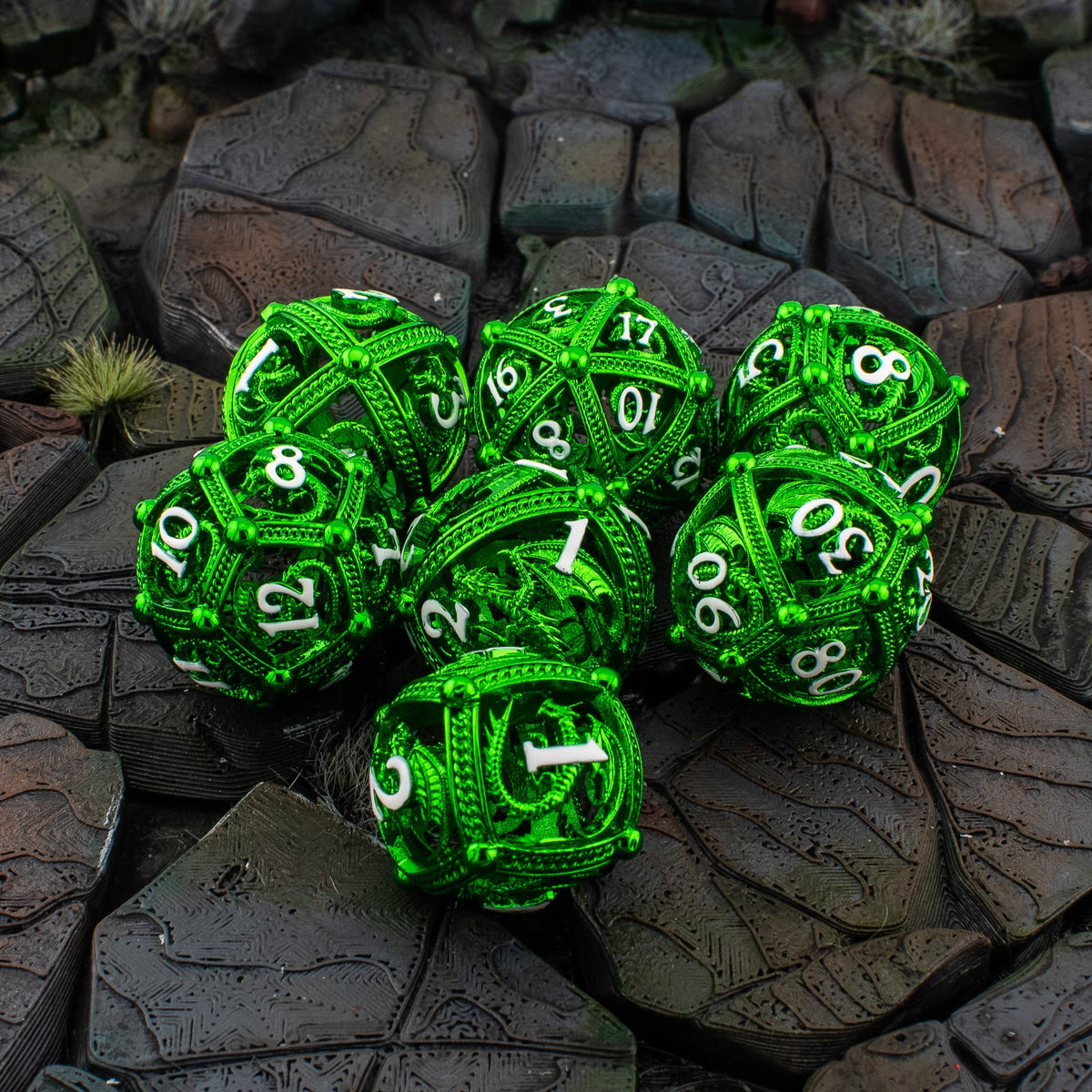 Emerald Wyrm Cage | Hollow Metal D&D Dice Set | 7 Piece