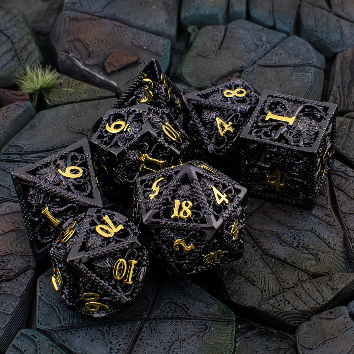 Abyssal Kraken | Hollow Metal D&D Dice Set | 7 Piece