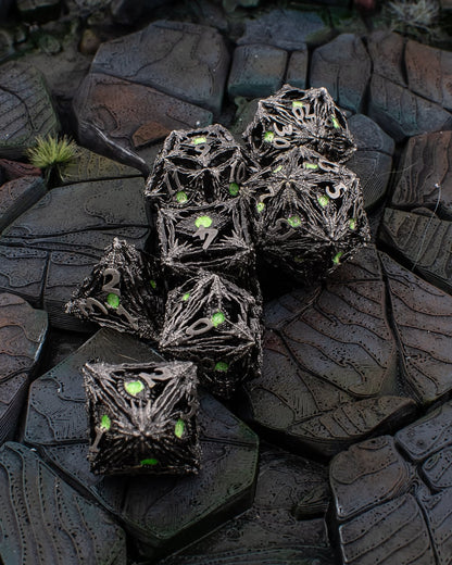 Venom Dragon Eye | Hollow Metal D&D Dice Set | 7 Piece